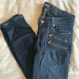 Indigo wash Paige skinny jeans w zipper accents